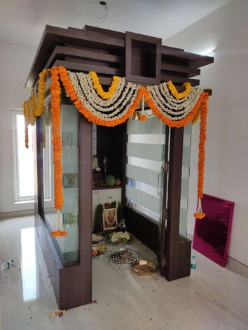Pooja unit