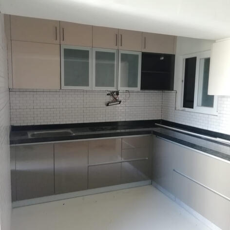 Kitchen with Gola Profile